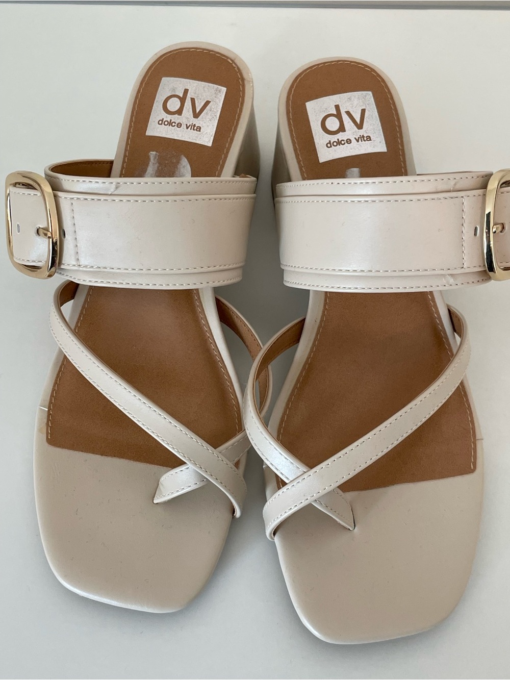 Dolce Vita Cream Crisscross Strap Buckled Slide Sandal